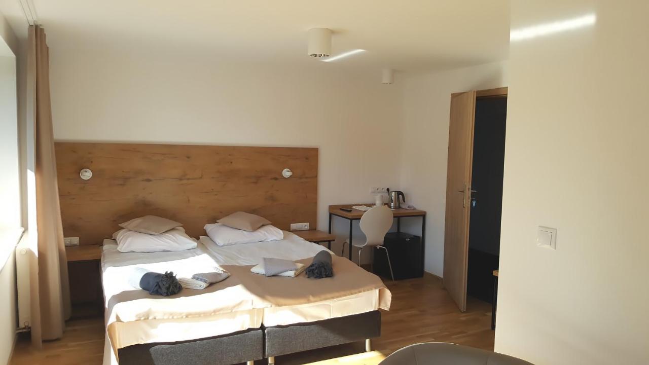 Wodnik Uslugi Hotelarskie, Apartamenty Rowy  Eksteriør billede