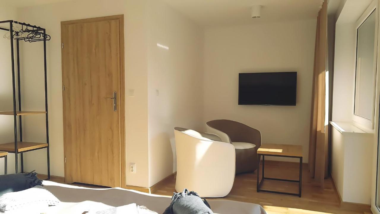Wodnik Uslugi Hotelarskie, Apartamenty Rowy  Eksteriør billede